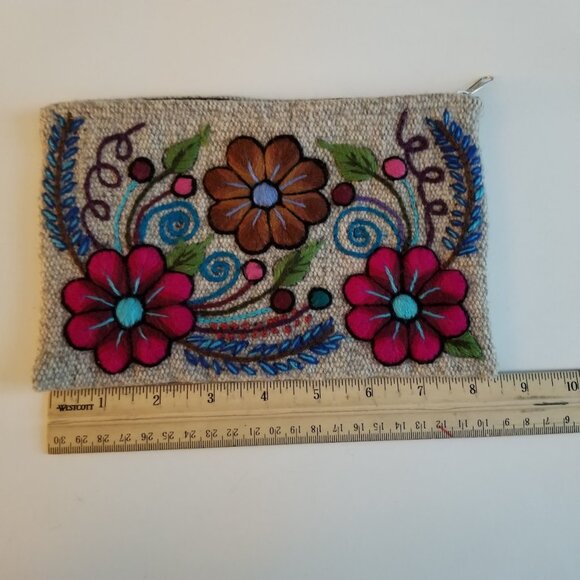 Vibrant Peruvian Embroidered Floral Zippered Pouch Purse Bag, Small, Boho - Picture 3 of 6